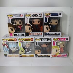 7 Funko Pop Vinyl Figures